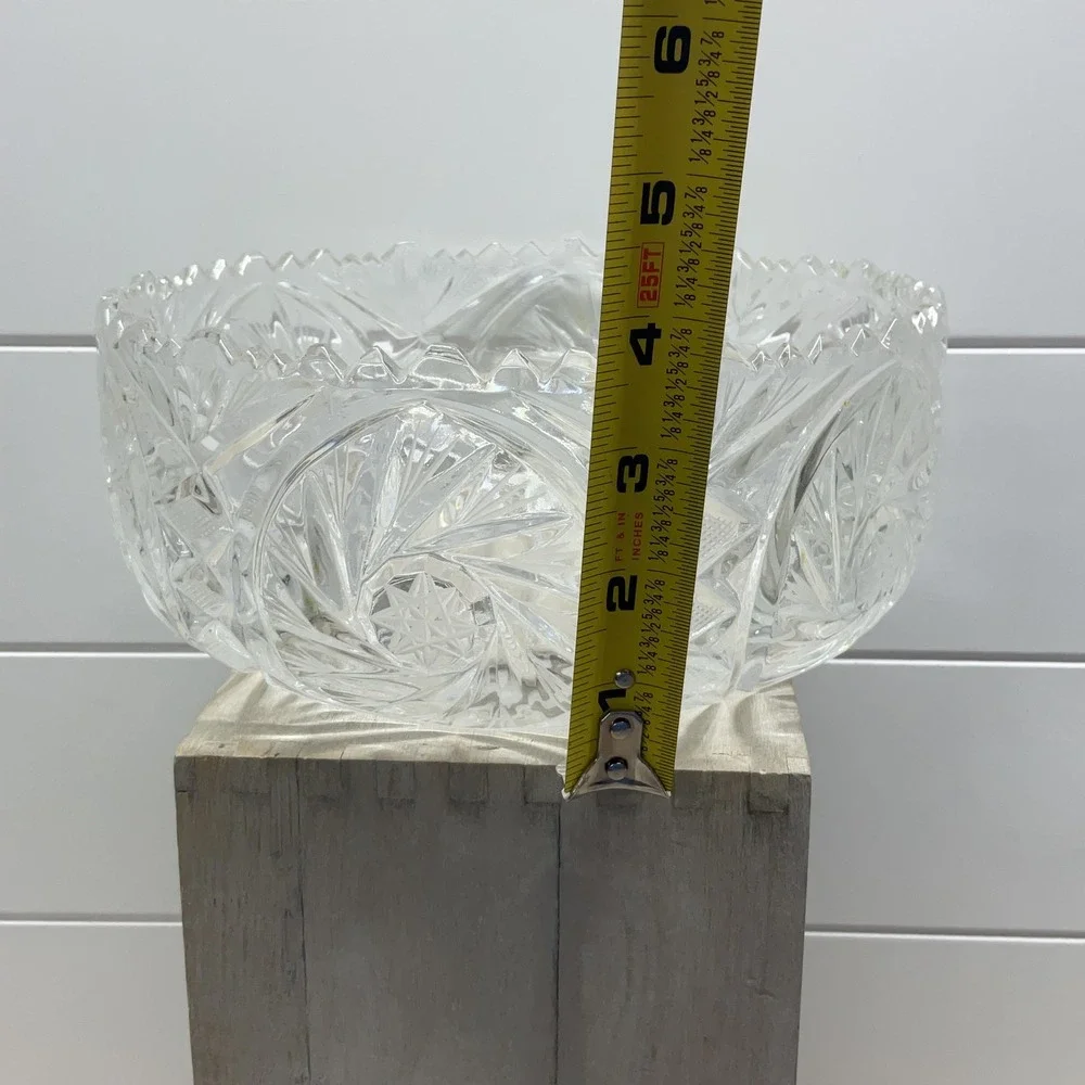 Vintage Heavy Cut Glass Pinwheel Starburst 8 Inch Scalloped Sawtooth Edge Bowl